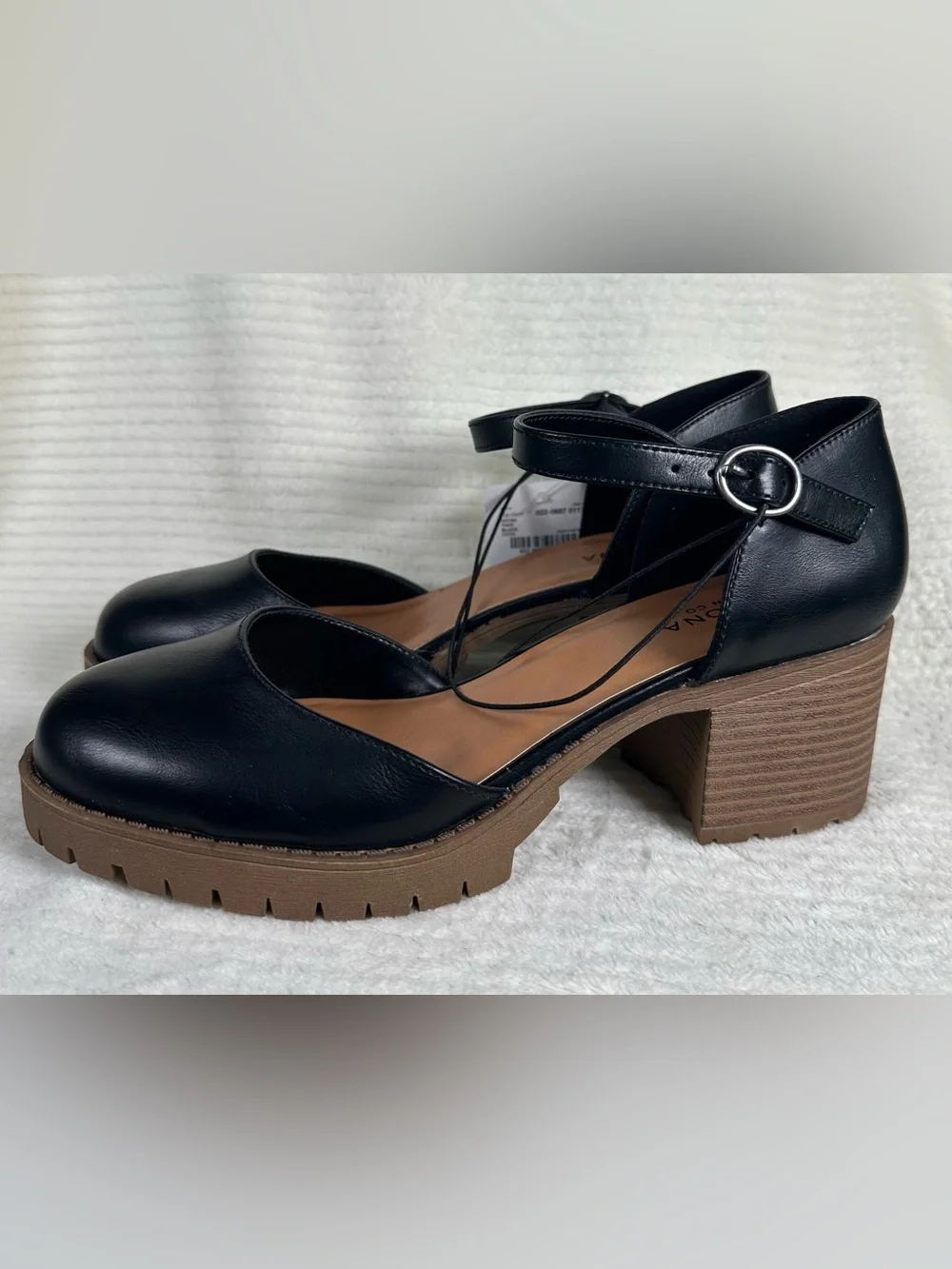 Arizona Women’s Black Prarie Round Toe Mary Jane Shoes NWT Size 10